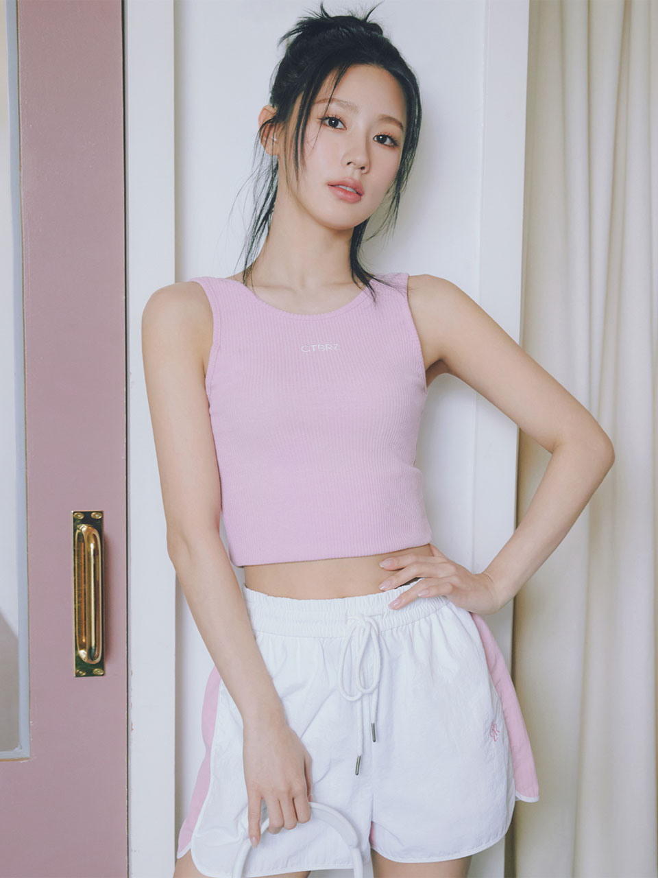 [23SS] 로고 자수 골지 슬리브리스 탑_PINK