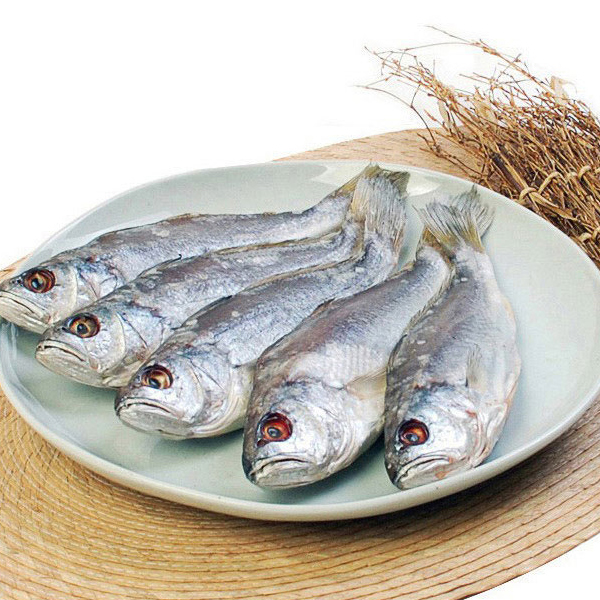 [진공포장] 비늘이 제거된 반건조 민어(가이석태속) 20미 (미당 100~150g)