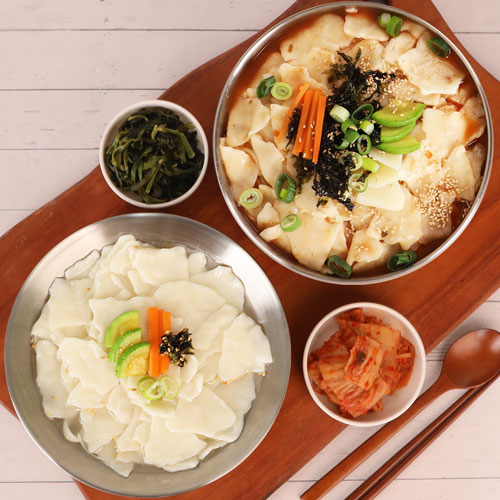 [생면/냉동]반반수제비 5인분(수제비1kg+장칼국수소스2봉+멸치맛스프3봉)
