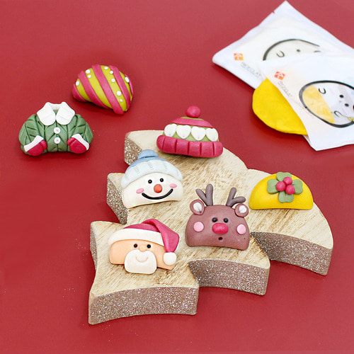 국내산 쌀로 만든 찌지 않고 바로 먹는 떡클레이 크리스마스반달떡_베이직