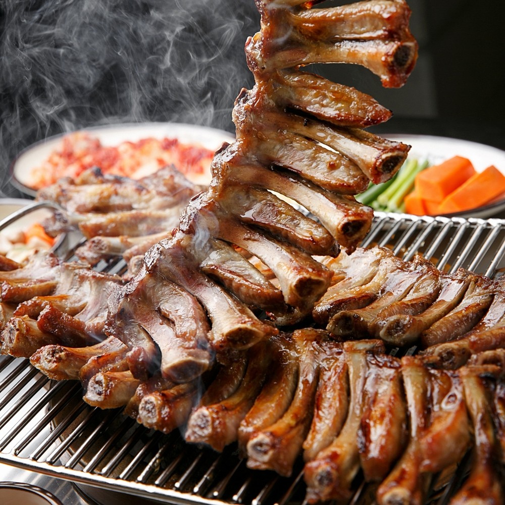 [에이징그라운드] 뼈째로 뜯는 부드러운 뜯갈비 600g